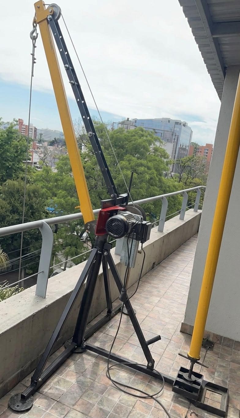 Instalación de la grúa de izaje